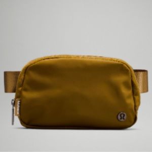 Everywhere belt bag 1L burnt Caramel